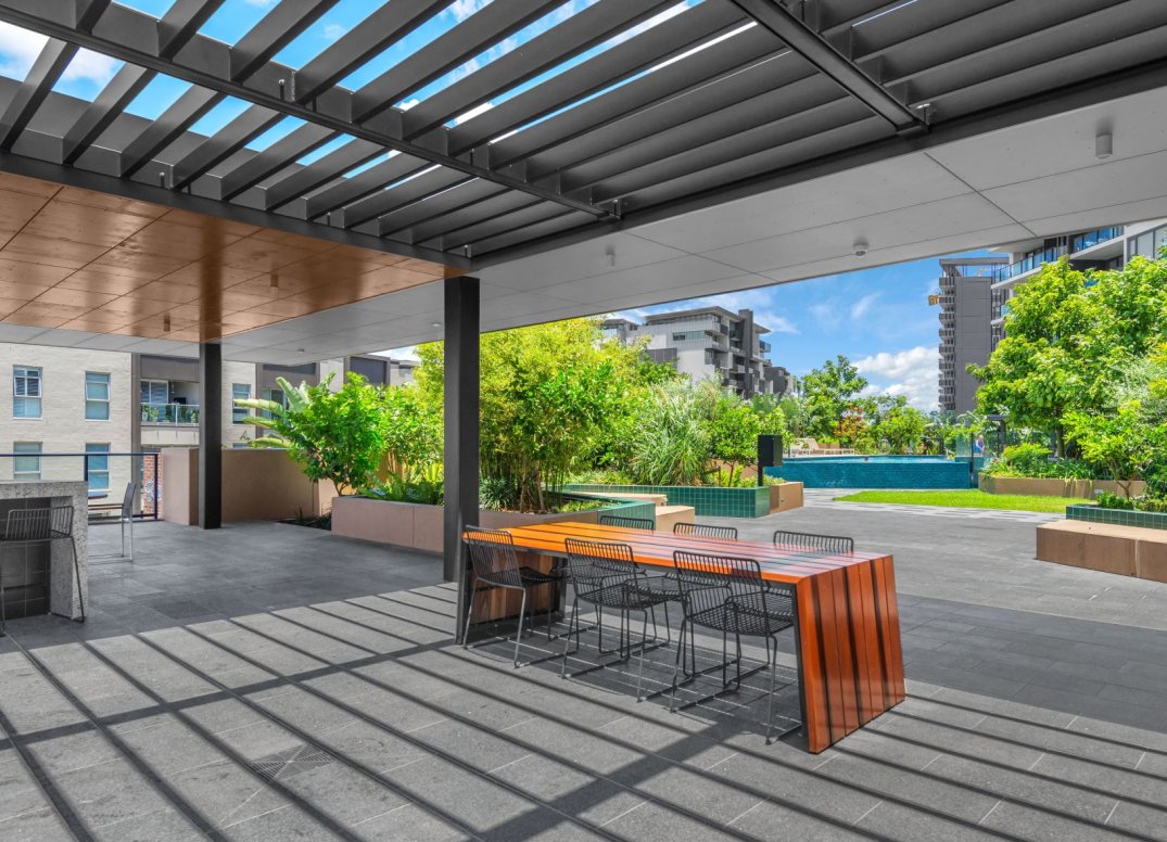 HIGHLY SOUGHT-AFTER POSITION IN THE SUPERB UNISON COMPLEX Gallery