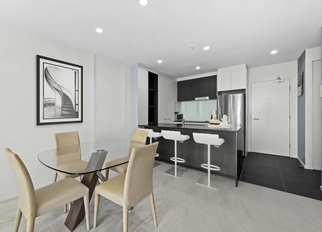 LIVE LIFE IN THE HEARTBEAT OF NEWSTEAD Gallery