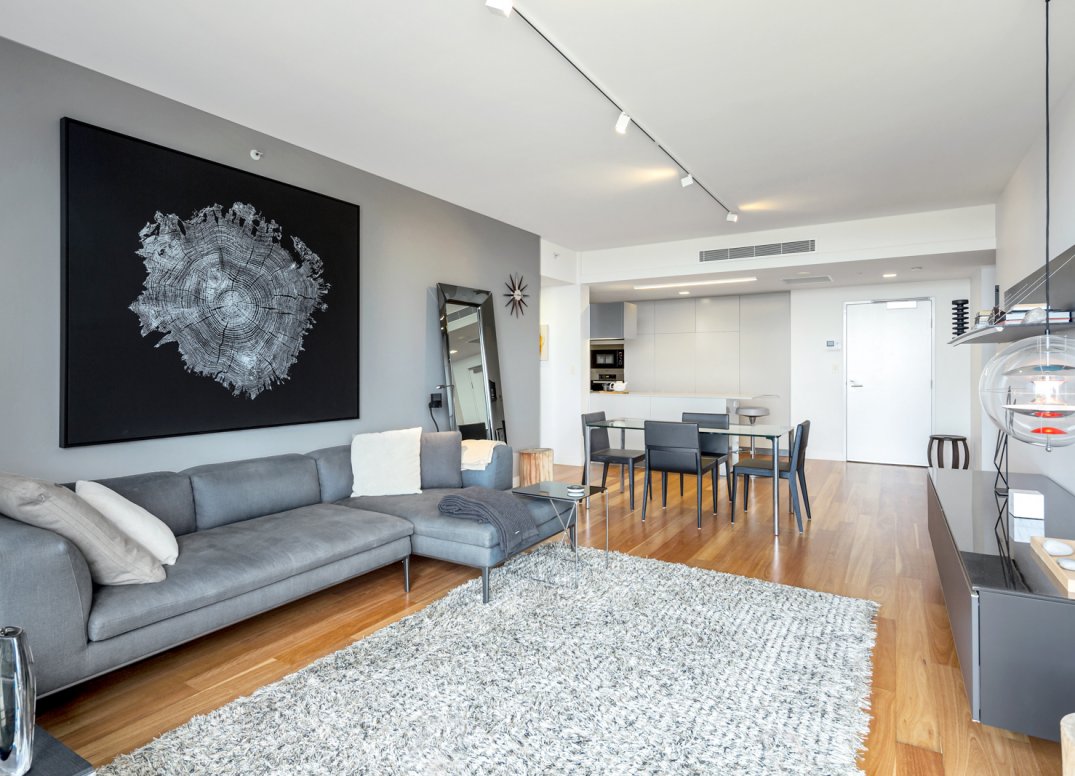 Superb Apartment – Stunning Location Gallery