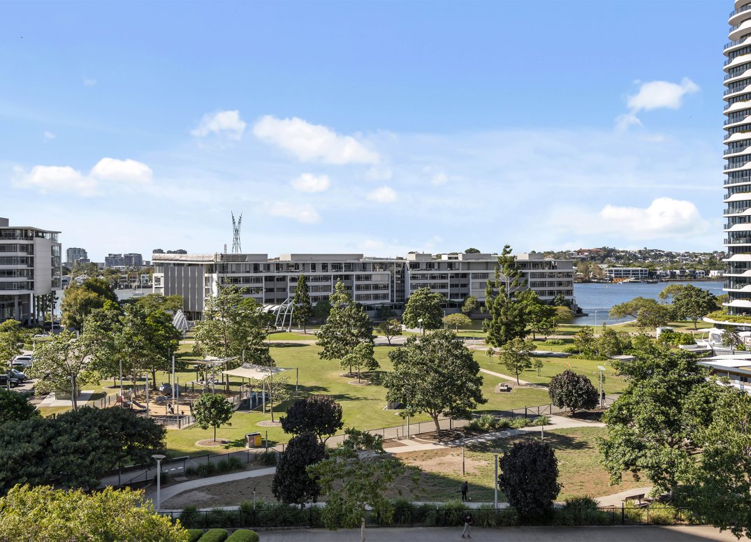 Incredible Views in Exclusive Park Building Gallery