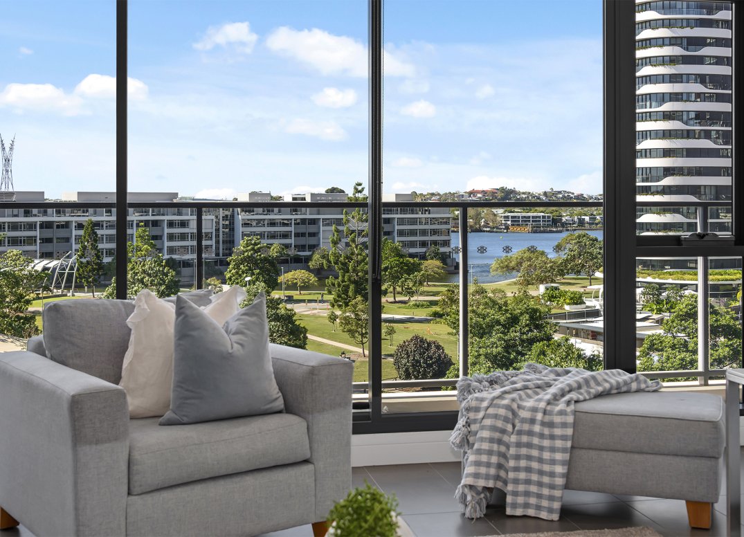 Incredible Views in Exclusive Park Building Gallery