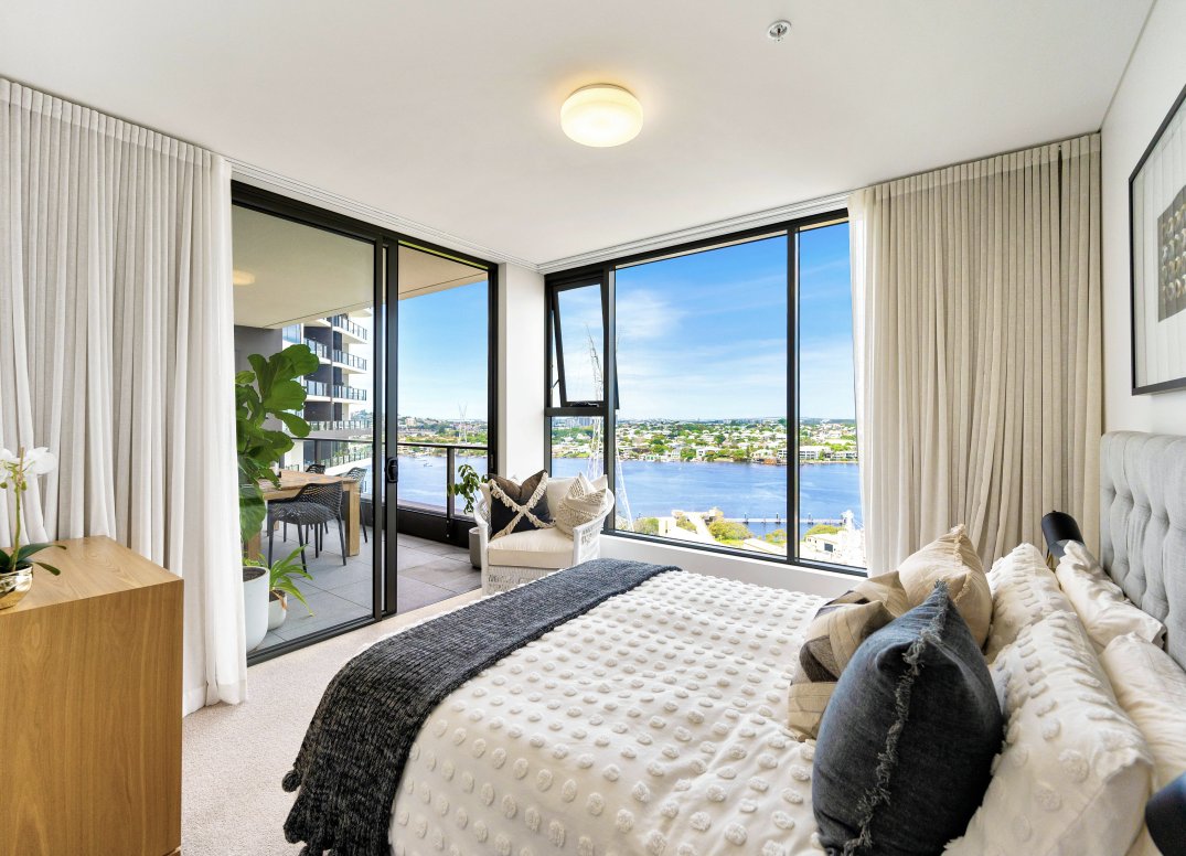OUTSTANDING POSITION IN NEWSTEAD Gallery
