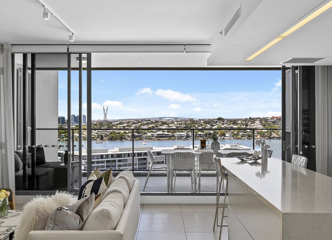 Luxurious Pavilion Apartment with Exquisite Views Gallery