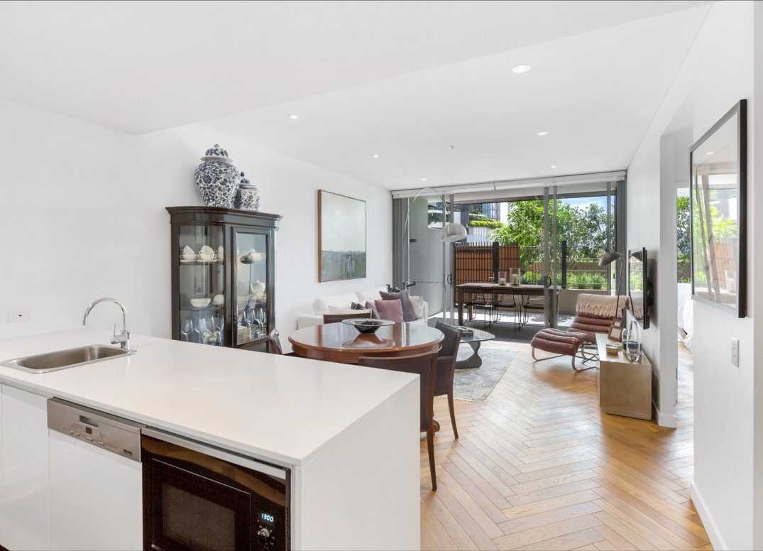 Enviable Style and Serenity in Unison Gallery