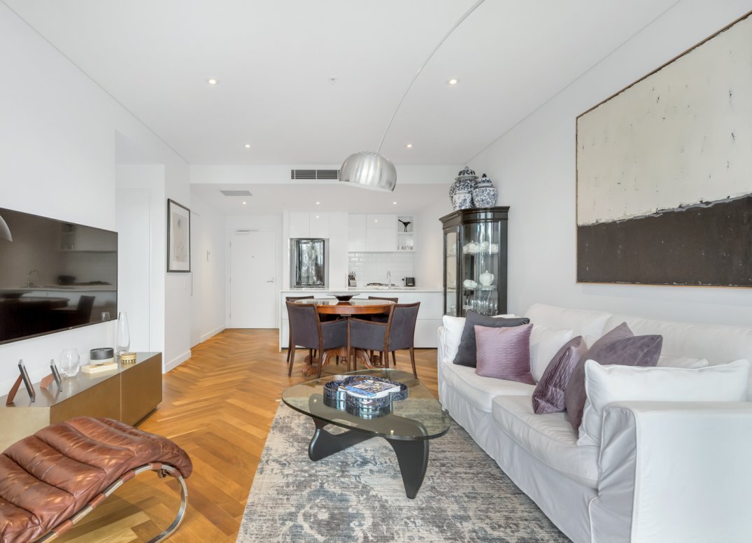 Enviable Style and Serenity in Unison Gallery