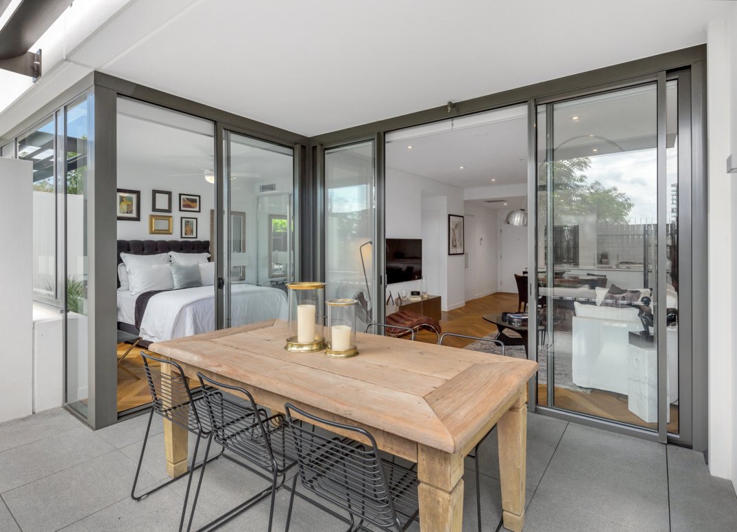 Enviable Style and Serenity in Unison Gallery