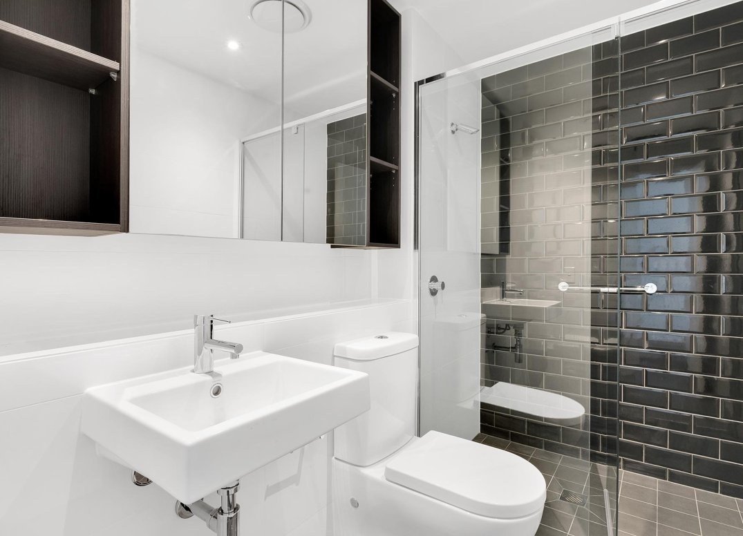 Magnificent 3 Bedroom Apartment with Sublime River Views Gallery