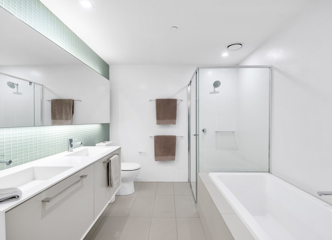 Iconic Waterfront Park Oasis Gallery