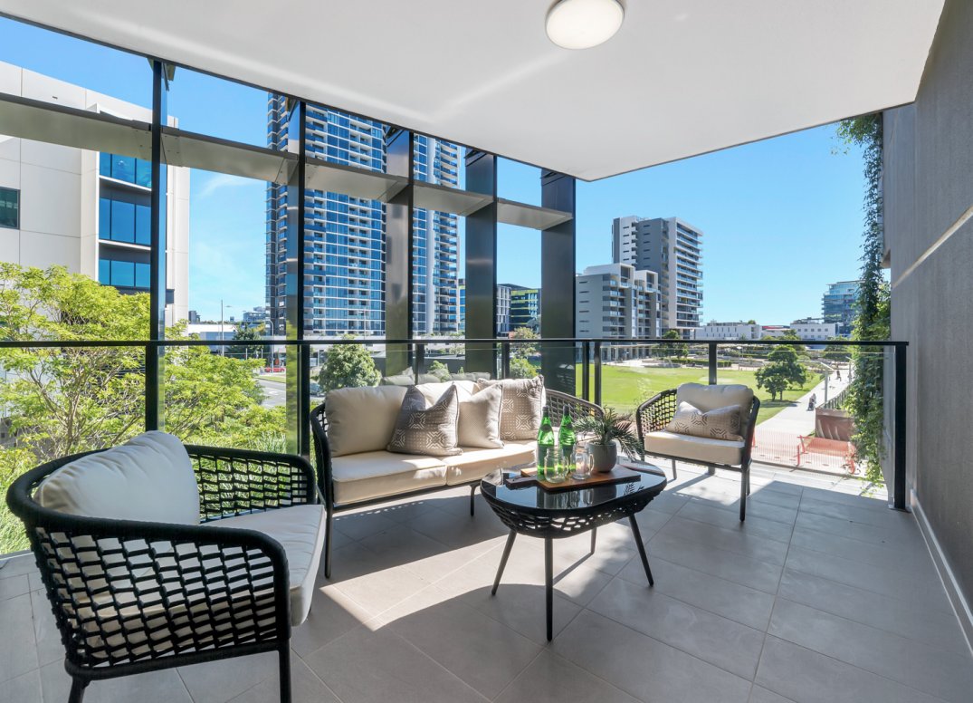 Stylish and spacious apartment in the heart of Newstead Gallery