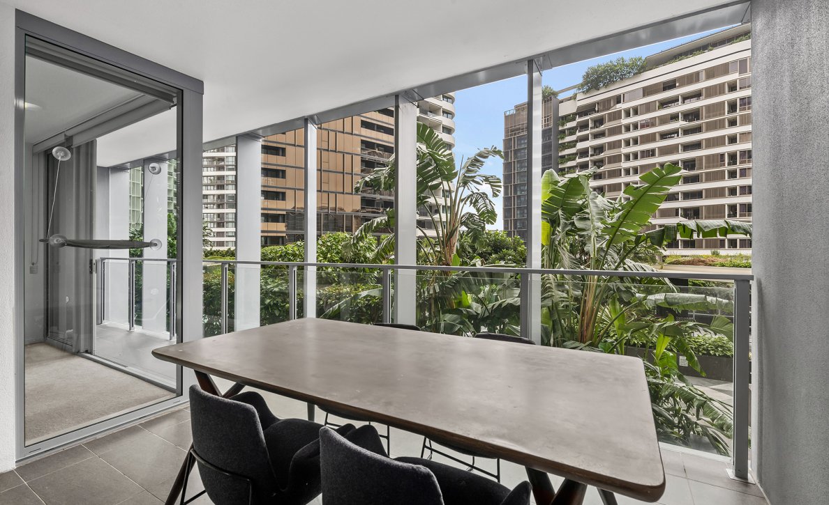 PERFECTLY POSITIONED IN THE HEART OF NEWSTEAD