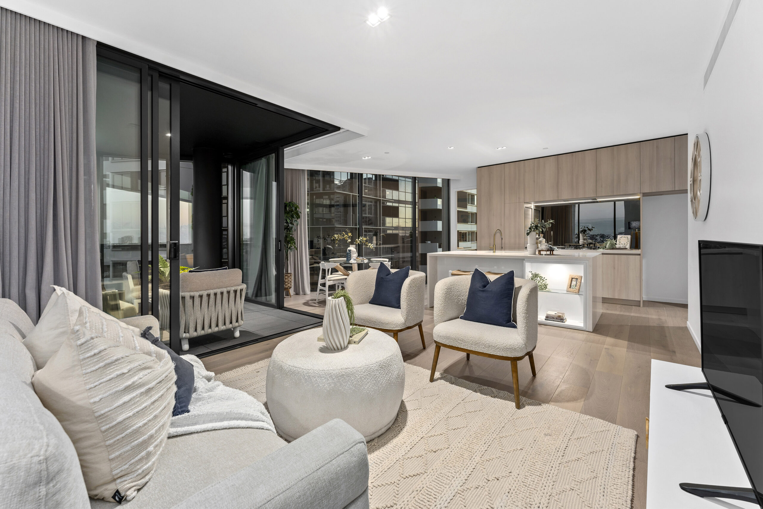 910/20 Festival Place, Newstead, QLD, Newstead - Image 1
