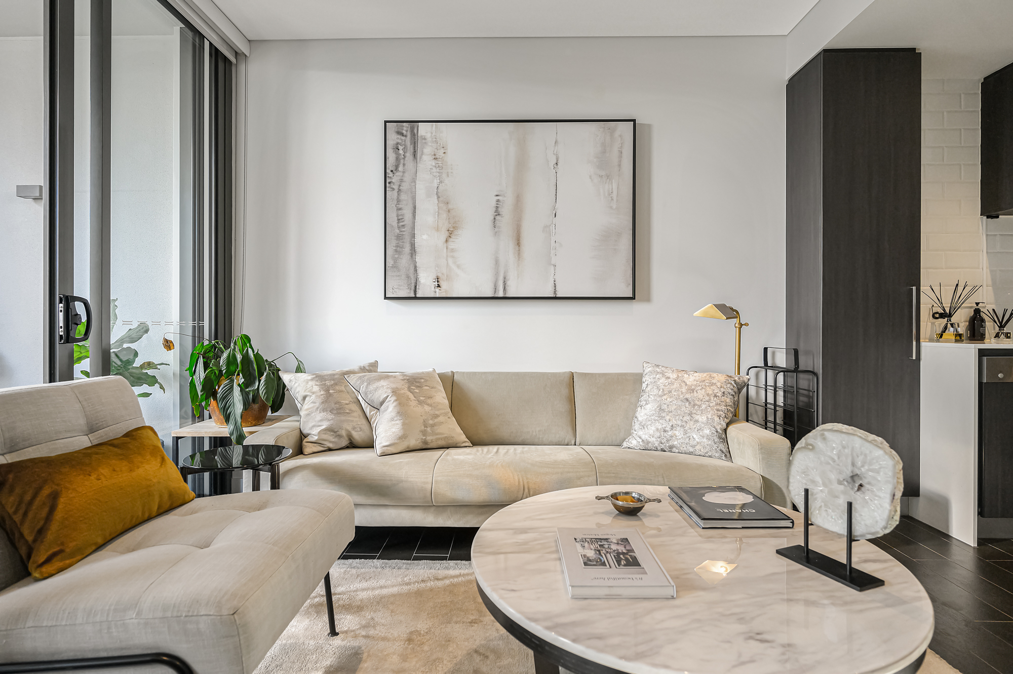 1098/12 Longland Street, NEWSTEAD, QLD, Newstead - Image 1