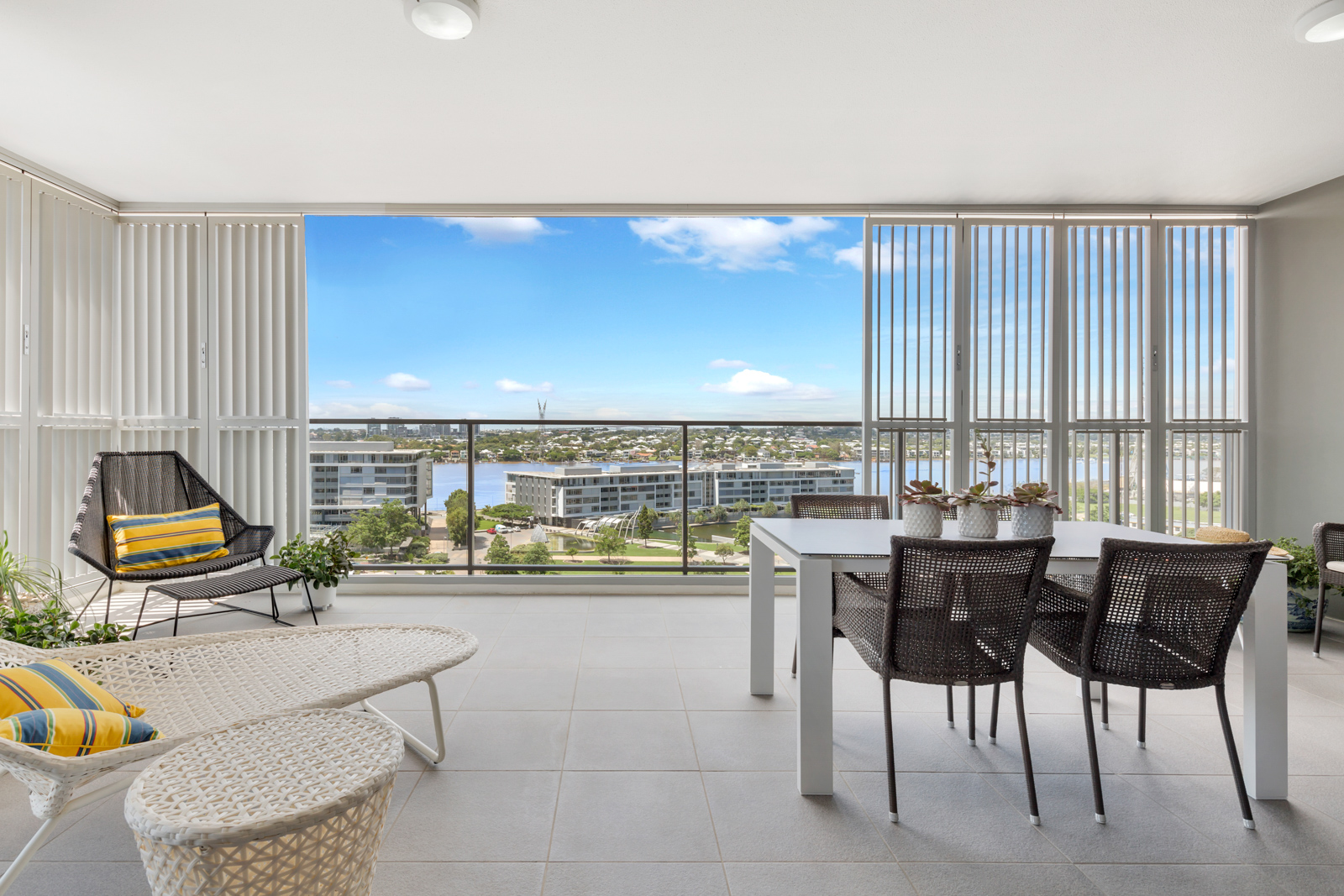 27 Cunningham Street, NEWSTEAD, QLD, Newstead - Thumbnail 2
